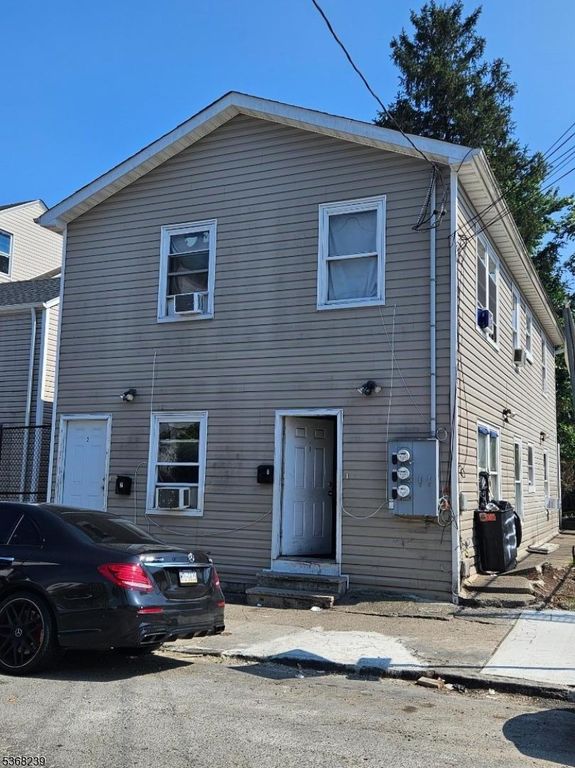 192 12Th Ave 2, Paterson City, NJ 07501