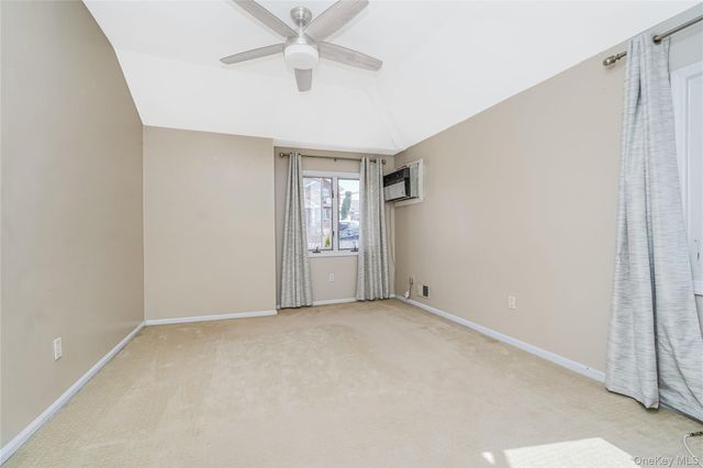 40 Creston Place, Staten Island, NY 10304