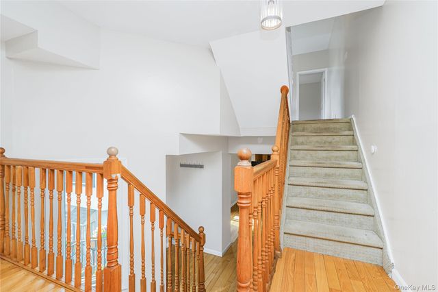 40 Creston Place, Staten Island, NY 10304