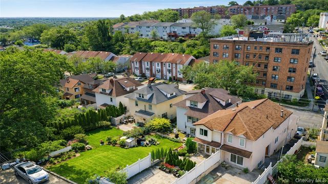 40 Creston Place, Staten Island, NY 10304