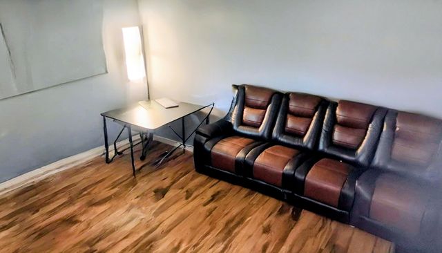 6337 Roosevelt Road 103, Berwyn, IL 60402