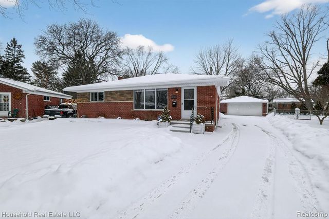 28143 Alden Street, Madison Heights, MI 48071