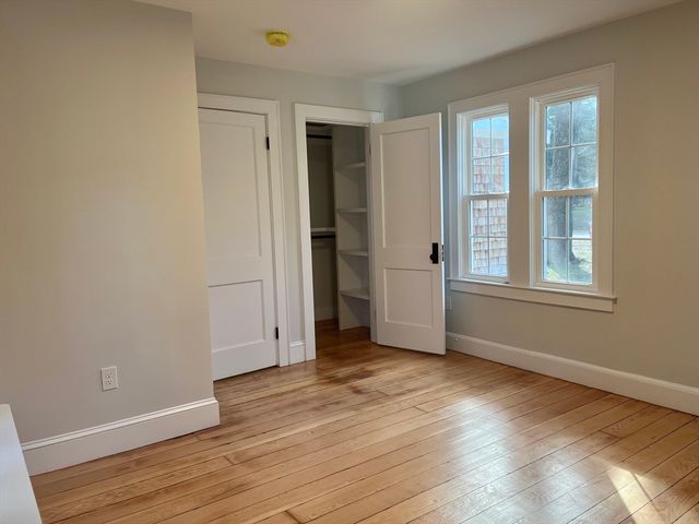 11 Park Lane, Walpole, MA 02032