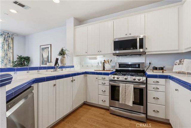1800 S Pacific Coast 21, Redondo Beach, CA 90277