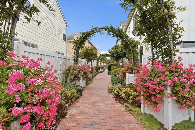 1800 S Pacific Coast 21, Redondo Beach, CA 90277