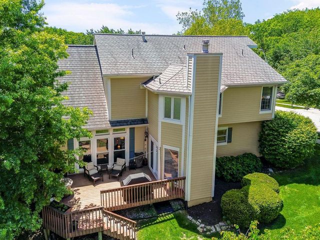 6004 NW 78th Court, Kansas City, MO 64151