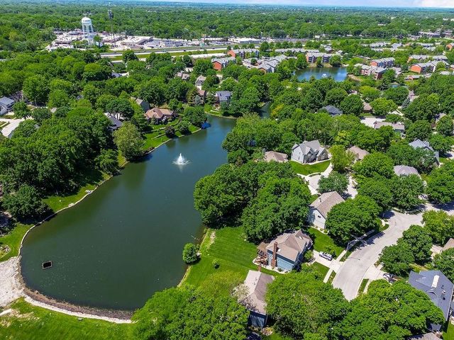 6004 NW 78th Court, Kansas City, MO 64151
