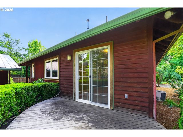 837 Ne 67TH Ave, Hillsboro, OR 97124