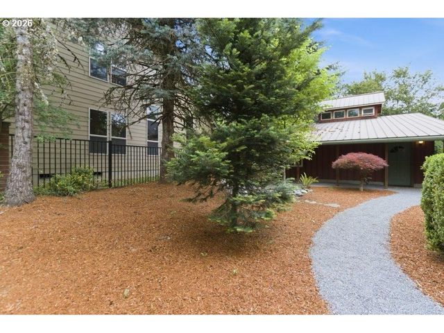 837 Ne 67TH Ave, Hillsboro, OR 97124