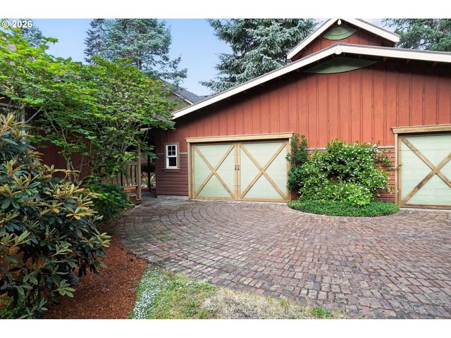 837 Ne 67TH Ave, Hillsboro, OR 97124