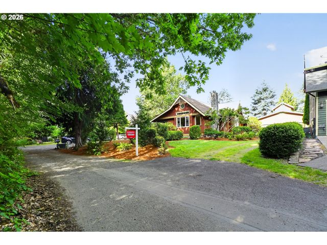 837 Ne 67TH Ave, Hillsboro, OR 97124