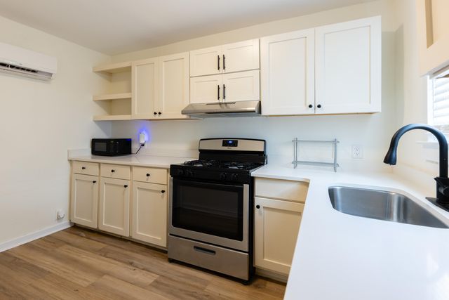 1 Drews Alley, Charleston, SC 29403