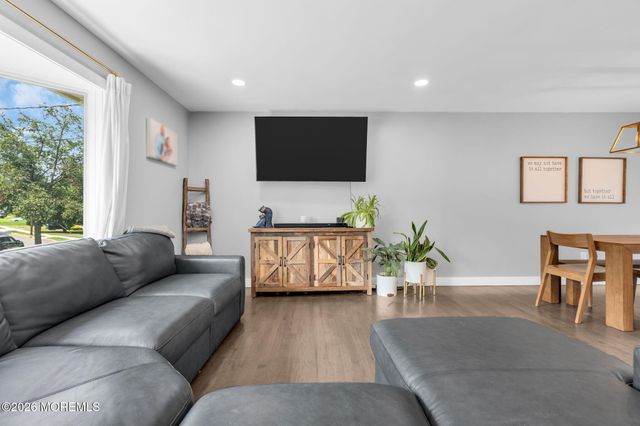 36 Essie Drive, Matawan, NJ 07747