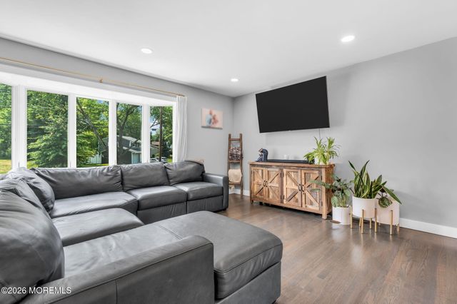 36 Essie Drive, Matawan, NJ 07747