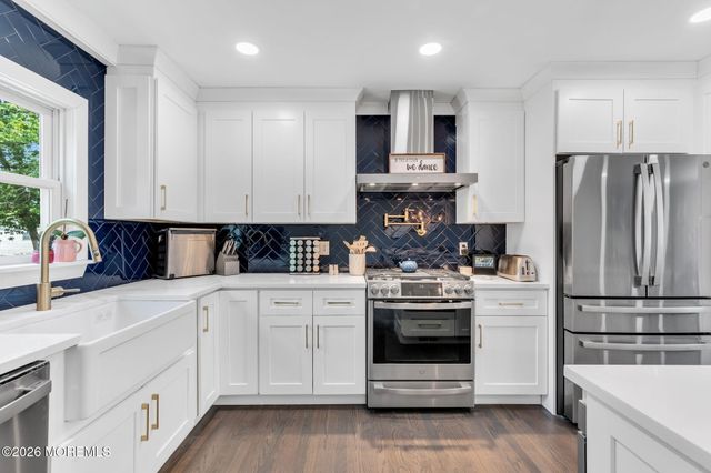 36 Essie Drive, Matawan, NJ 07747
