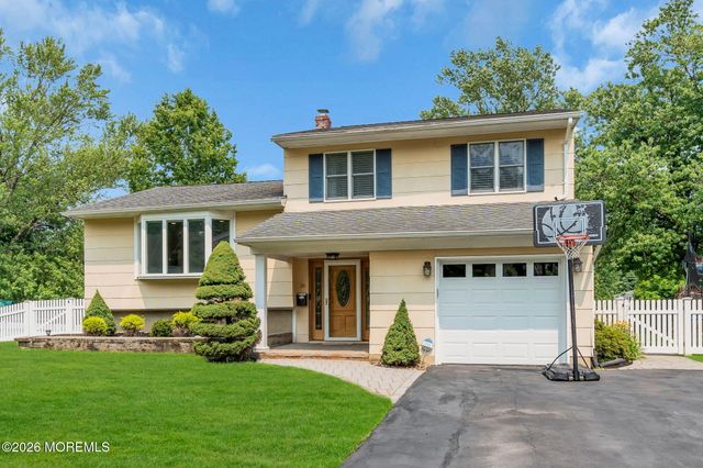 36 Essie Drive, Matawan, NJ 07747
