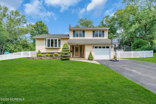 36 Essie Drive, Matawan, NJ 07747