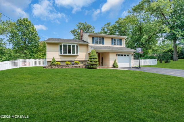 36 Essie Drive, Matawan, NJ 07747