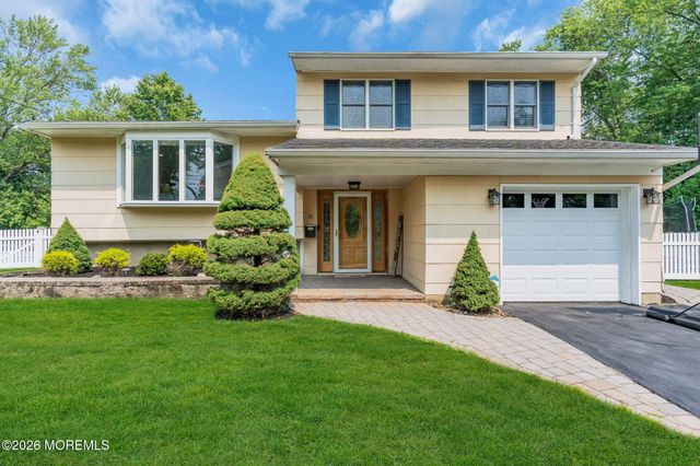 36 Essie Drive, Matawan, NJ 07747
