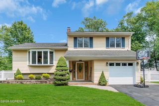 36 Essie Drive, Matawan, NJ 07747