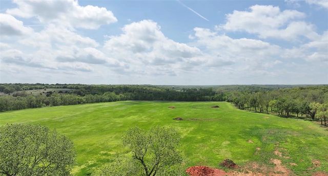 5 Wild Horse Creek, Luther, OK 73054