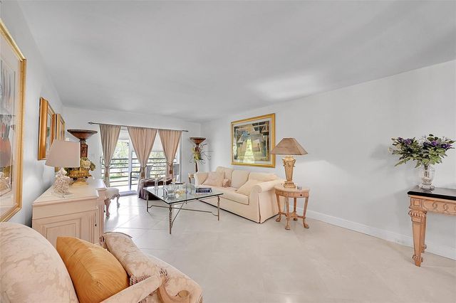 2804 Victoria Way C3, Coconut Creek, FL 33066