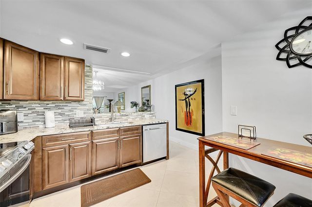 2804 Victoria Way C3, Coconut Creek, FL 33066