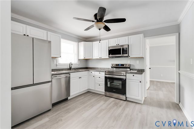 5221 Ecoff Ave, Chester, VA 23831