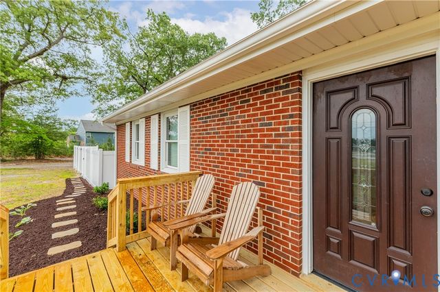 5221 Ecoff Ave, Chester, VA 23831