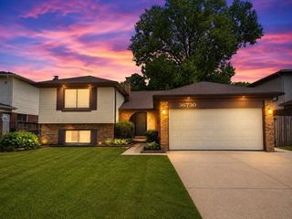 36730 Engleside Drive, Sterling Heights, MI 48310