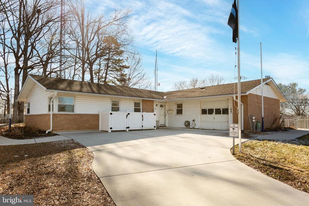 201 CONTEE RD, Joppa, MD 21085