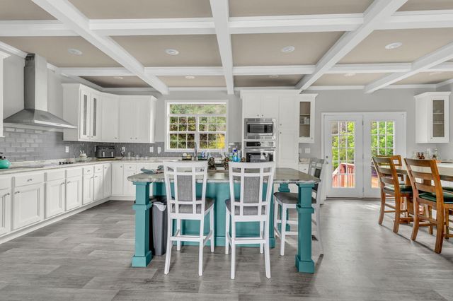 1387 Honor Lane, Ridgeville, SC 29472