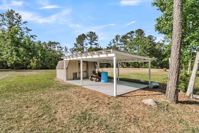 1387 Honor Lane, Ridgeville, SC 29472