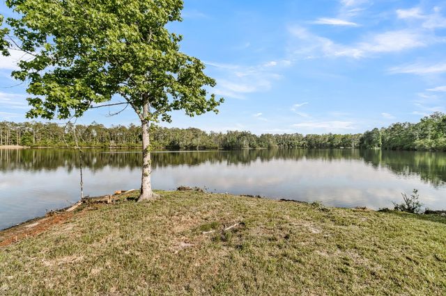 1387 Honor Lane, Ridgeville, SC 29472