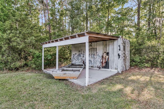 1387 Honor Lane, Ridgeville, SC 29472
