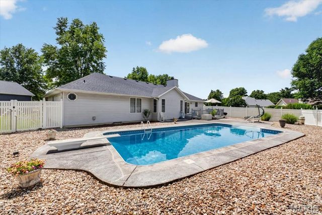 306 Marty Graten Court, Hamel, IL 62046