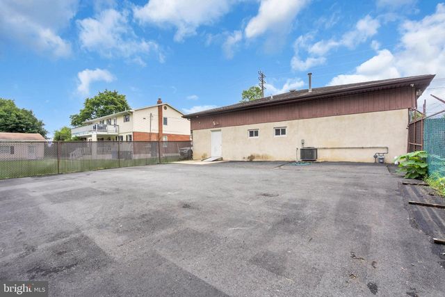 54 US-130, Bordentown, NJ 08620
