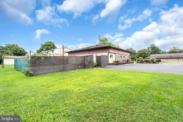 54 US-130, Bordentown, NJ 08620