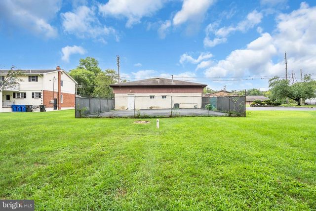 54 US-130, Bordentown, NJ 08620