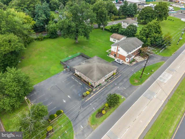 54 US-130, Bordentown, NJ 08620