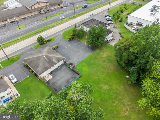 54 US-130, Bordentown, NJ 08620