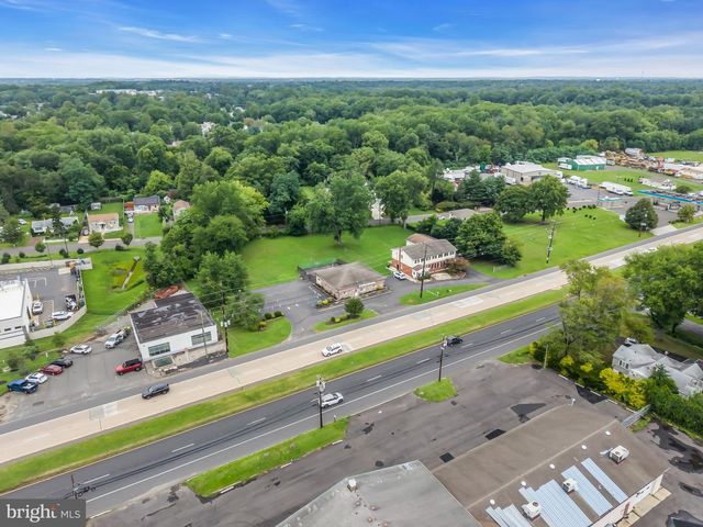 54 US-130, Bordentown, NJ 08620