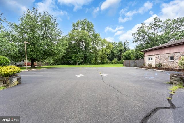 54 US-130, Bordentown, NJ 08620