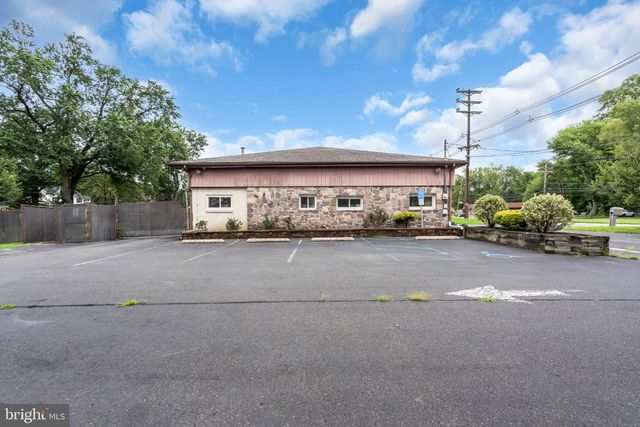 54 US-130, Bordentown, NJ 08620