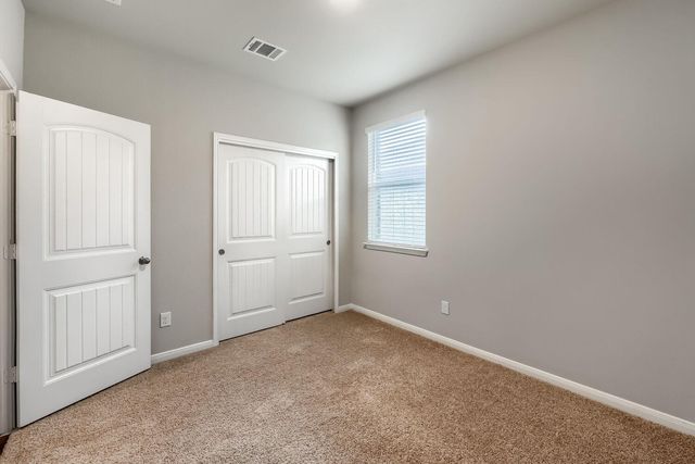 128 Sky Meadows CIR, San Marcos, TX 78666