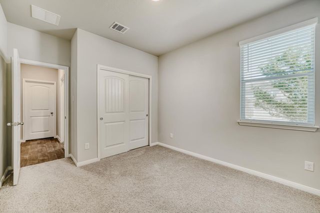 128 Sky Meadows CIR, San Marcos, TX 78666