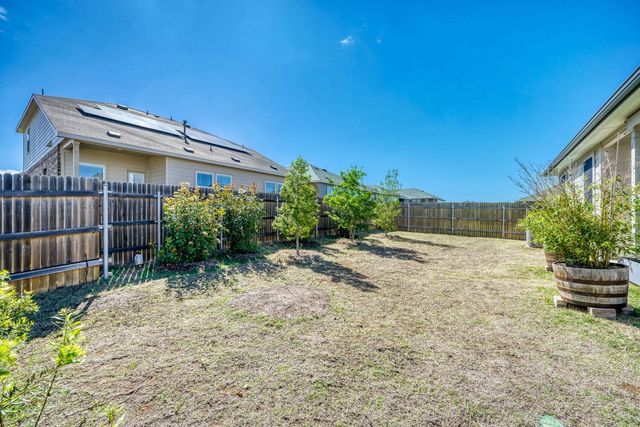 128 Sky Meadows CIR, San Marcos, TX 78666
