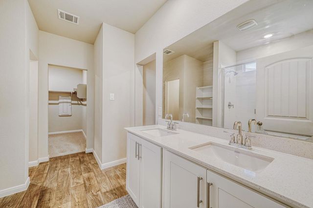 128 Sky Meadows CIR, San Marcos, TX 78666