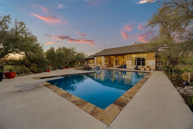 335 Beulah LN, Dripping Springs, TX 78620
