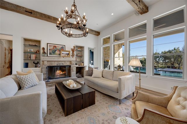 335 Beulah LN, Dripping Springs, TX 78620